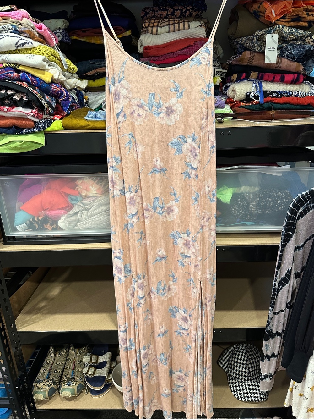 American Eagle Outfitters 90’s slip dress peach pink  Floral Maxi small